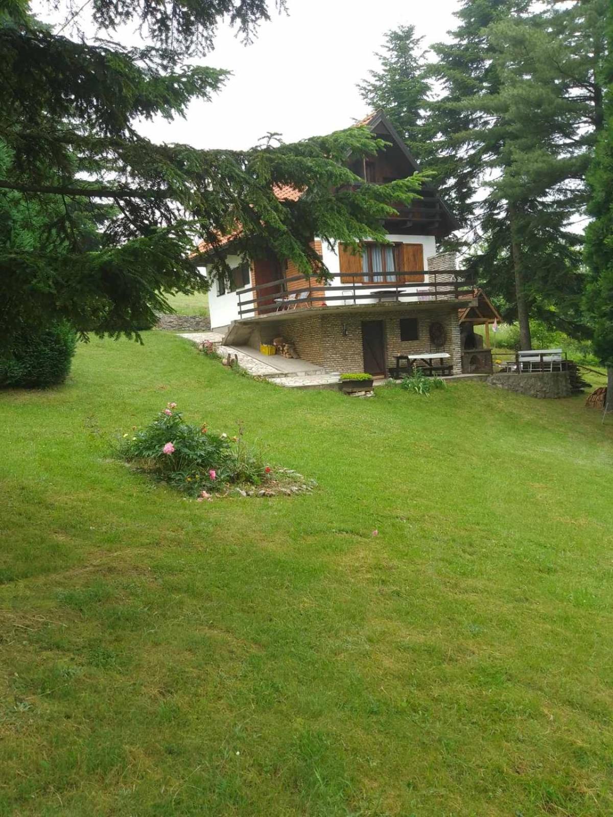 Apartmani Planinska Kuca, Jagodnja Krupanj Dış mekan fotoğraf